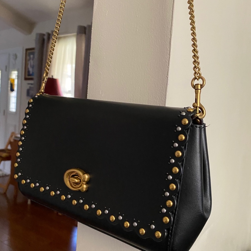 Coach crossbody - Picture 10 of 11